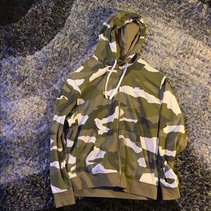 NIKE CAMOUFLAGE SWEATER